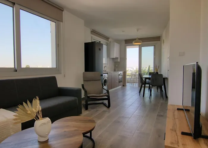 Phaedrus Living Coral Bliss Apartment Larnaka