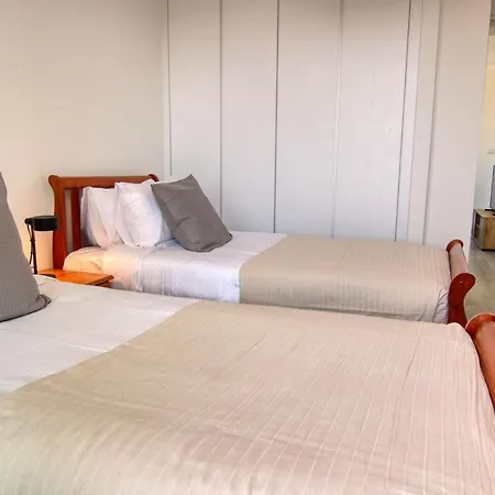 Phaedrus Living Coral Bliss * Ларнака